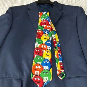 M & M Brand men’s tie
